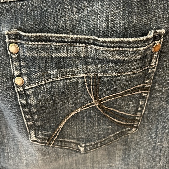 RW & Co Y2K jean skirt - Picture 8 of 9